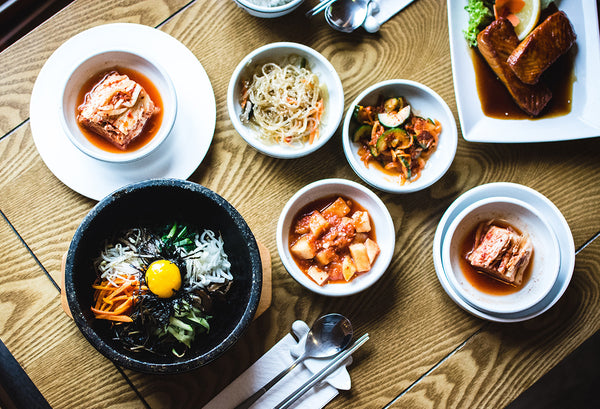 different types of korean preserved vegetables (kimchi)